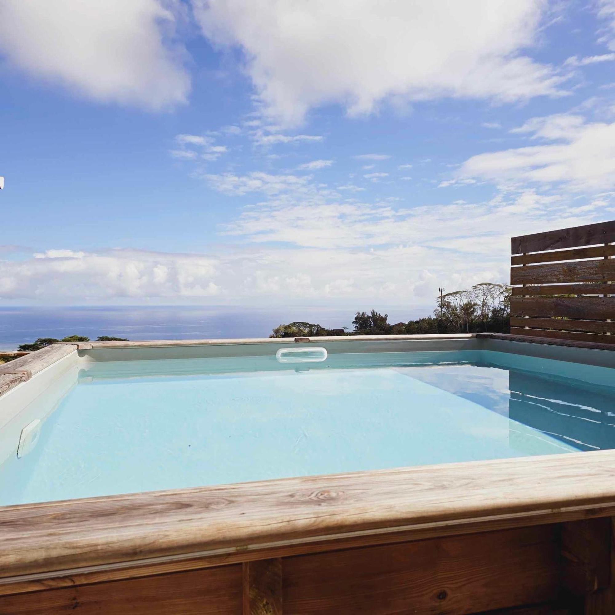Fare Toahana, Accommodation With A Ocean View Faaa Eksteriør billede