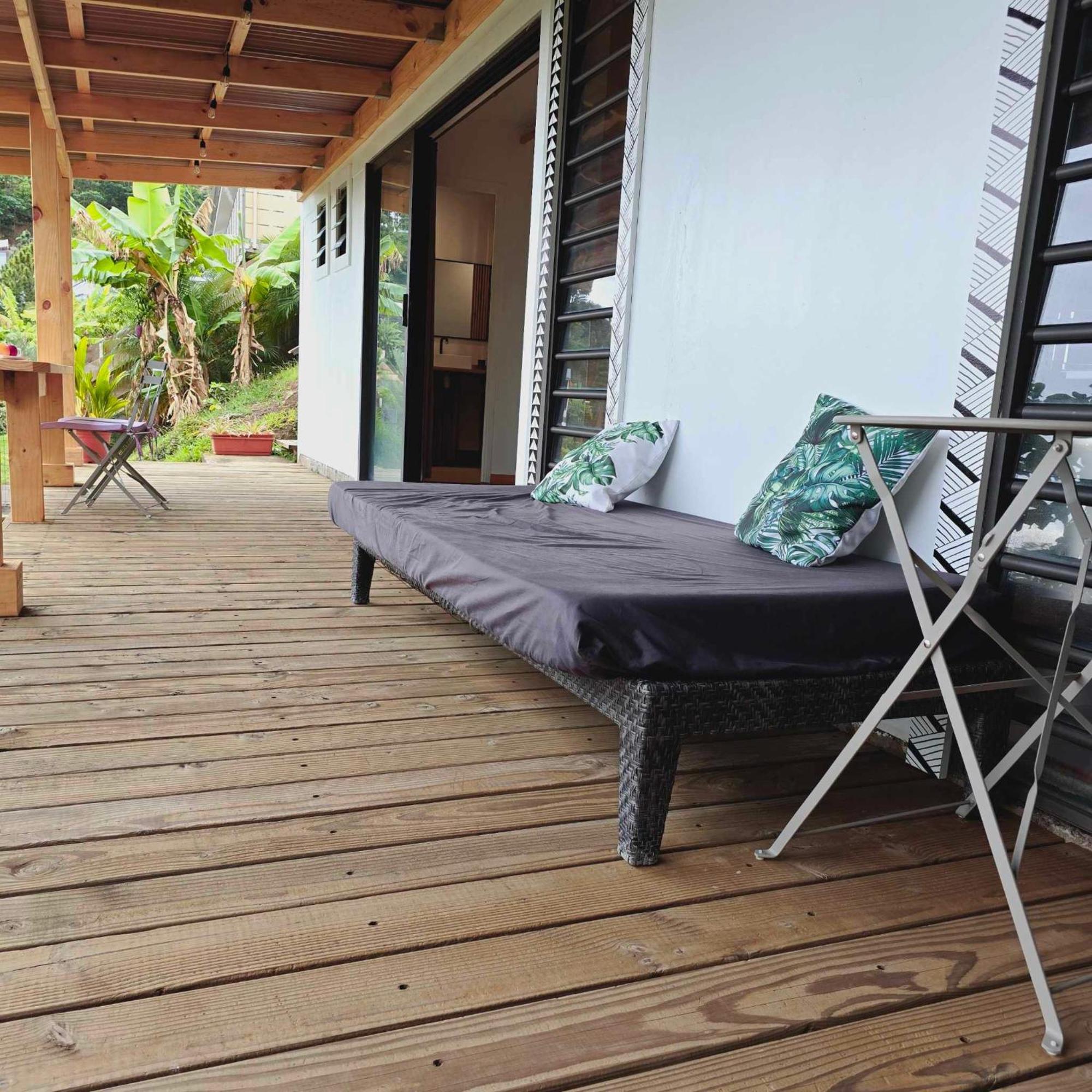 Fare Toahana, Accommodation With A Ocean View Faaa Eksteriør billede